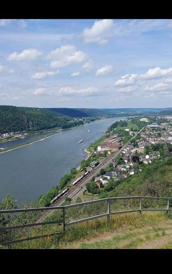 Ferienwohnung Neli Am Rhein Rheinbrohl Eksteriør billede